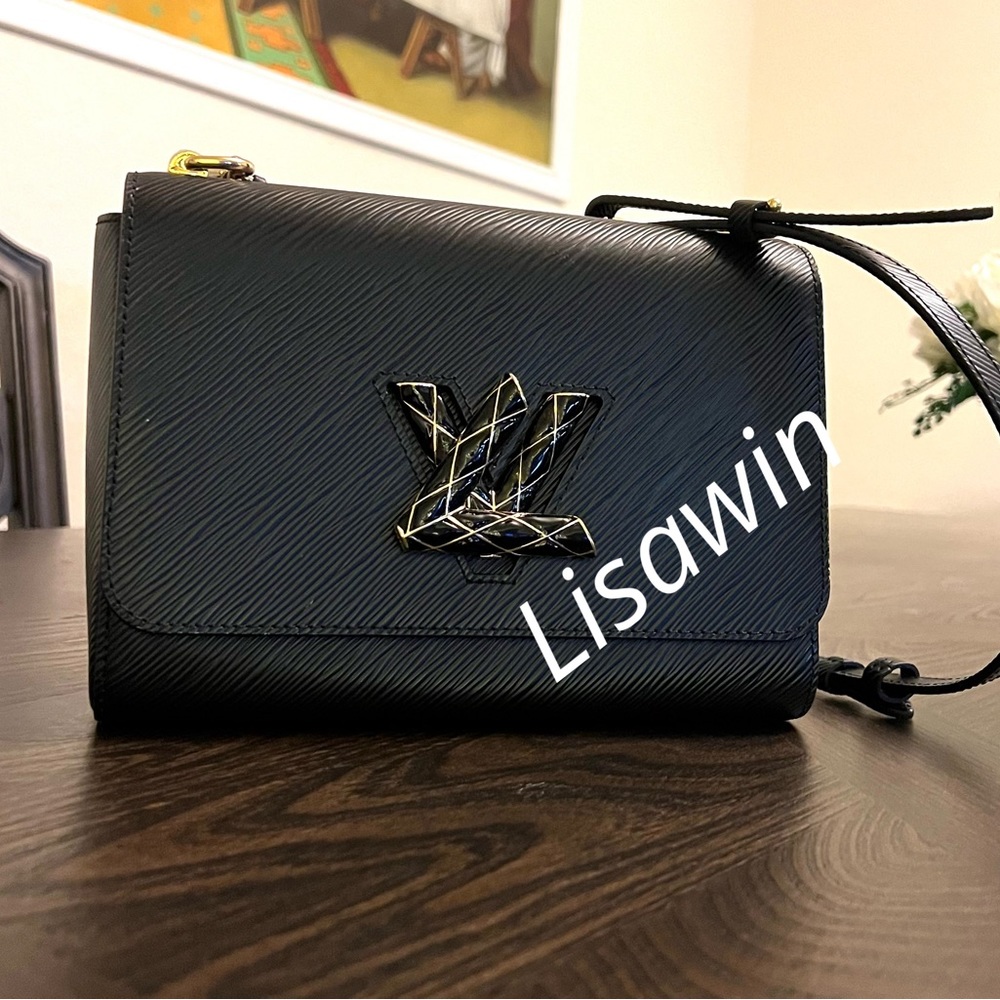 Louis Vuitton Twist MM
